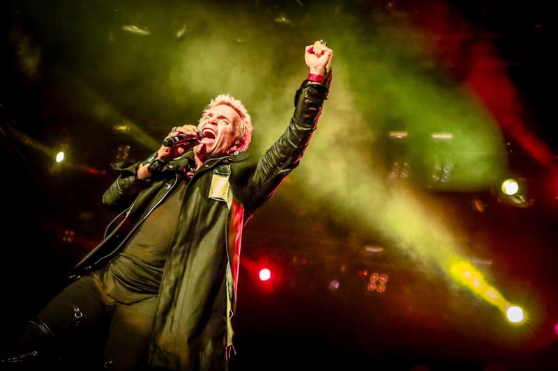 Billy Idol performs on July 7, 2016 (Photo by Mark Horton)